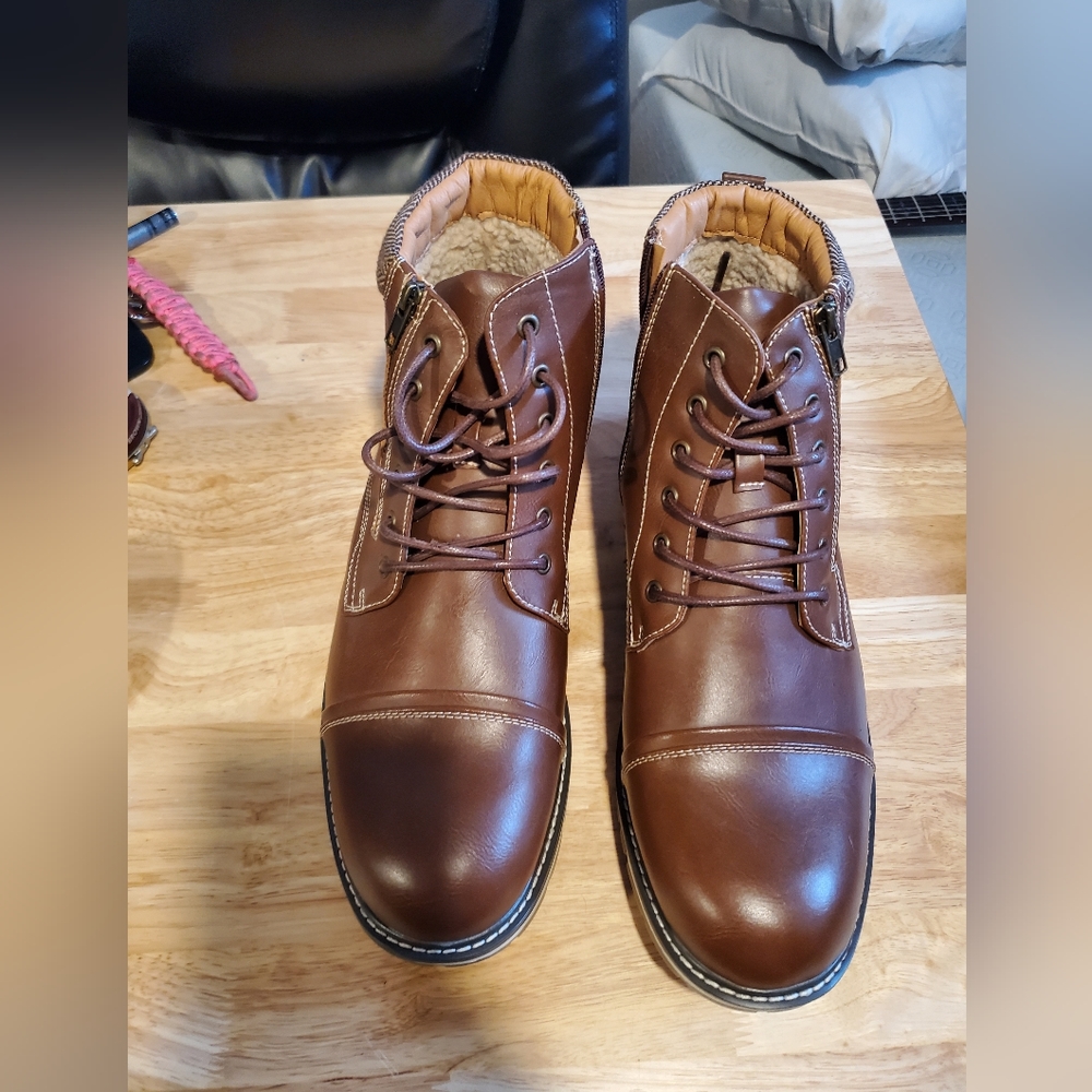 Bruno Marc Apache Chukkas